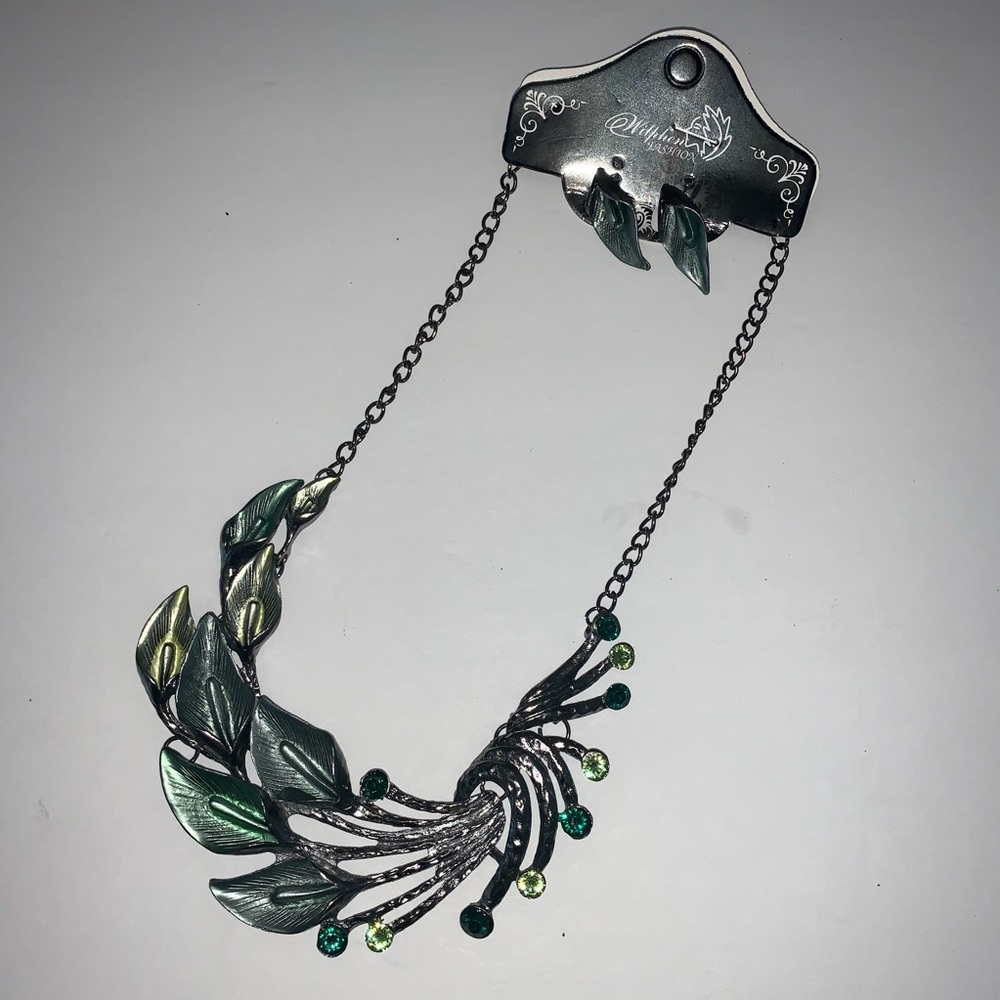 ✅ Wilphen Fashion Green Silver Necklace Earrings